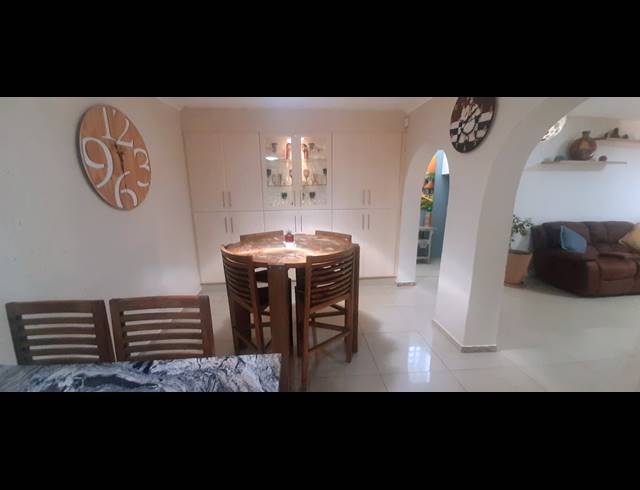 4 BEDROOM FREESTANDING FOR SALE IN BIRCHLEIGH